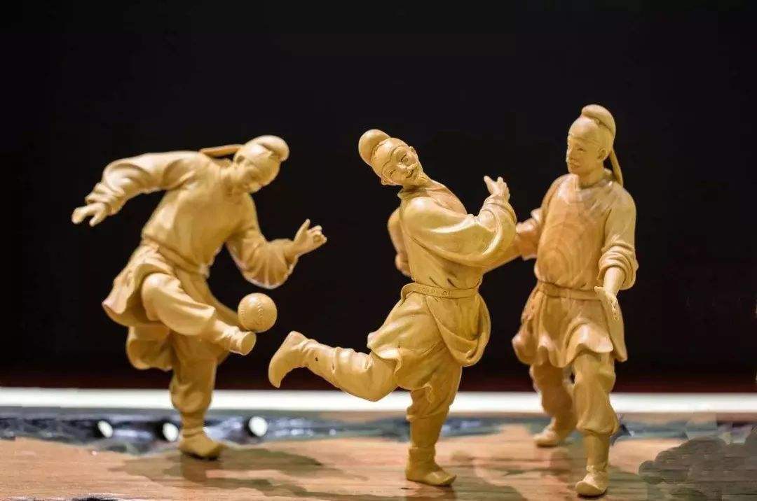古代足球 古代足球是中国人发明的