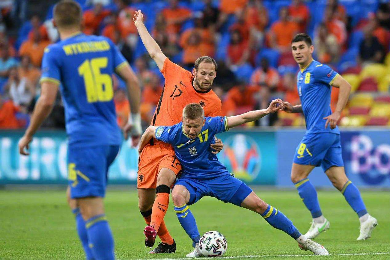 荷兰vs乌克兰比分 荷兰vs乌克兰比分上半场