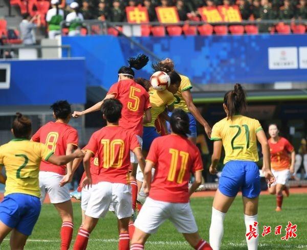 中国女足对巴西女足现场直播 中国女足对巴西女足现场直播cctv